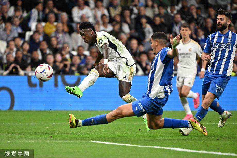 里奇认为他 里奇认为他