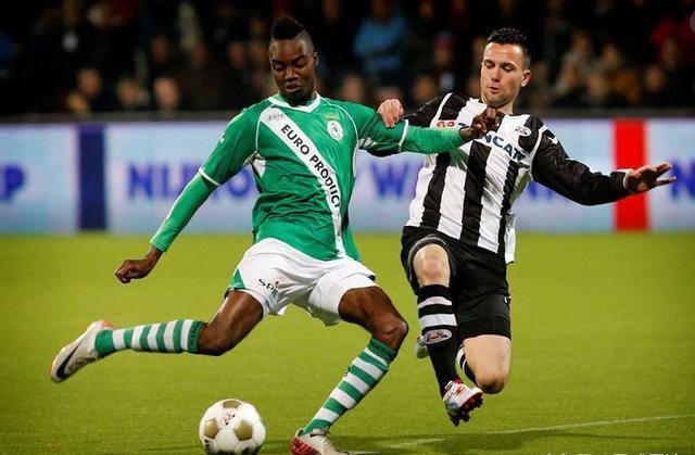 开赛的赛场 开赛的赛场